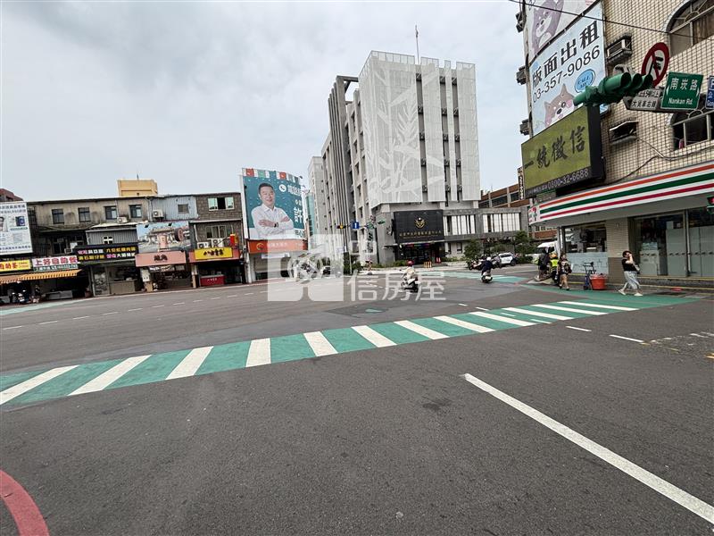 南崁市區建地房屋室內格局與周邊環境