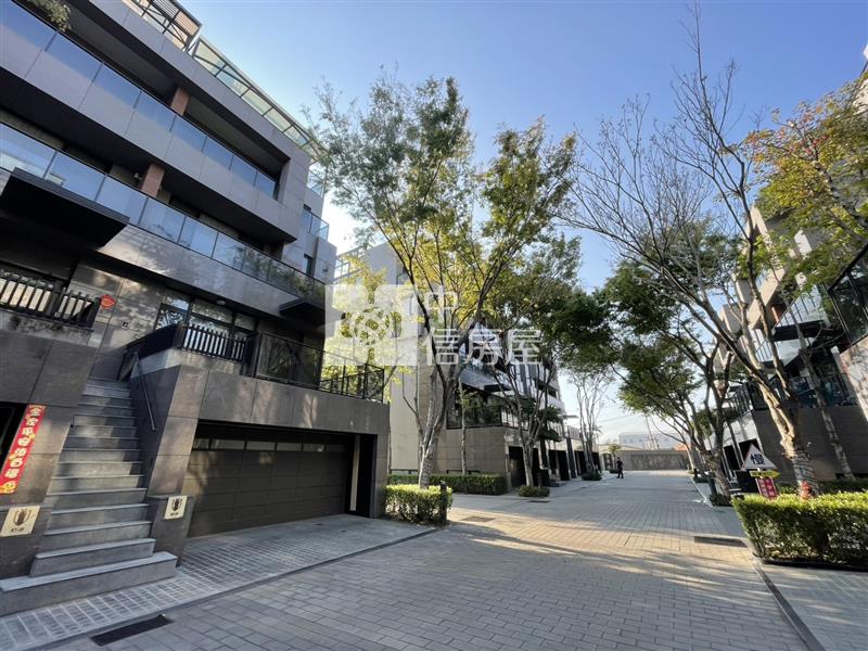 絕版獨立森林邊間電梯豪墅房屋室內格局與周邊環境
