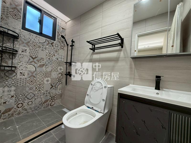 富台國小整新四房公寓一樓房屋室內格局與周邊環境