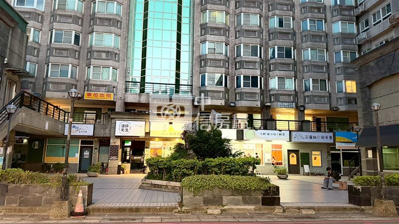 【安家】專任-中原商圈店面房屋室內格局與周邊環境