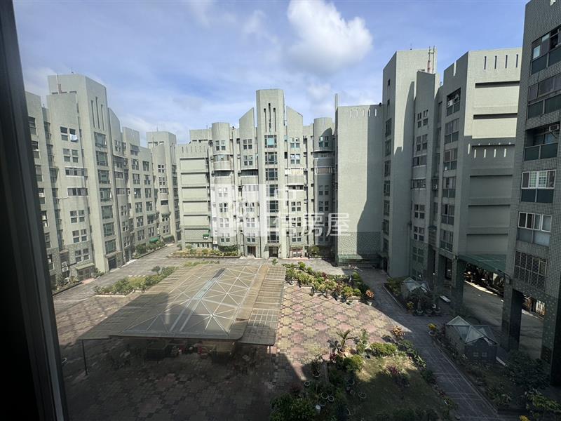 桃園明駝一村四房平車房屋室內格局與周邊環境