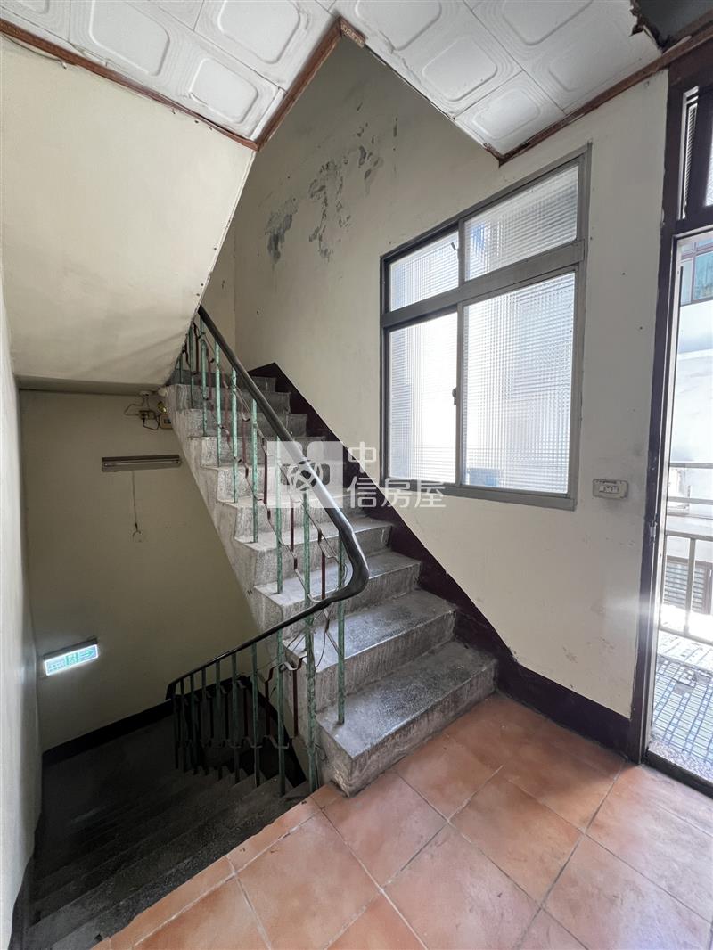近平鎮國中透天房屋室內格局與周邊環境