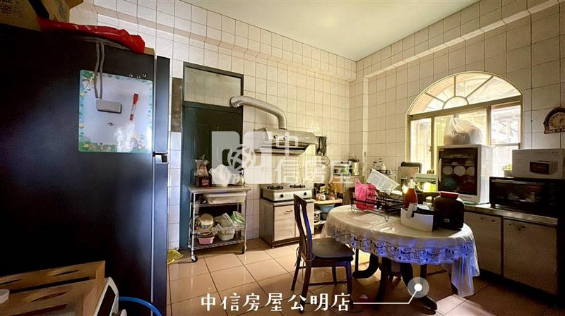 嘉義民雄文化路尾獨棟農舍 &農建地房屋室內格局與周邊環境
