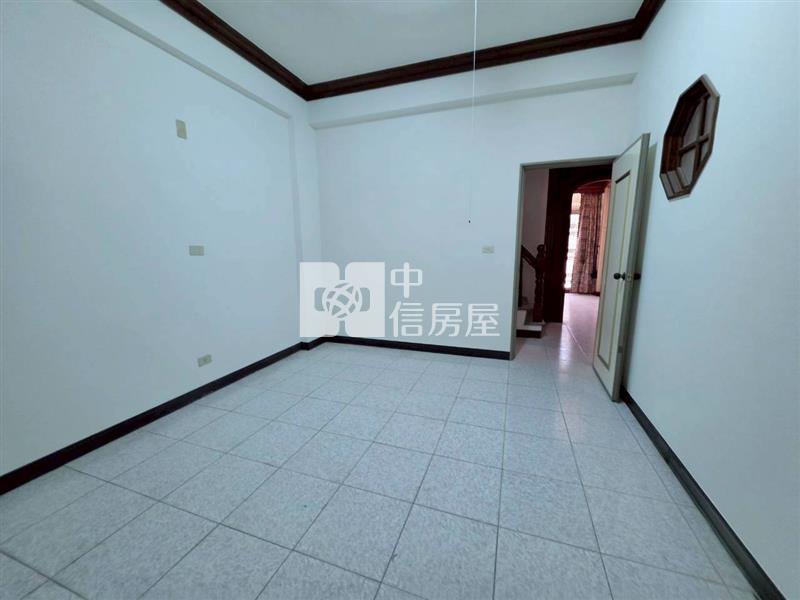 民權路臨20米路金店住房屋室內格局與周邊環境