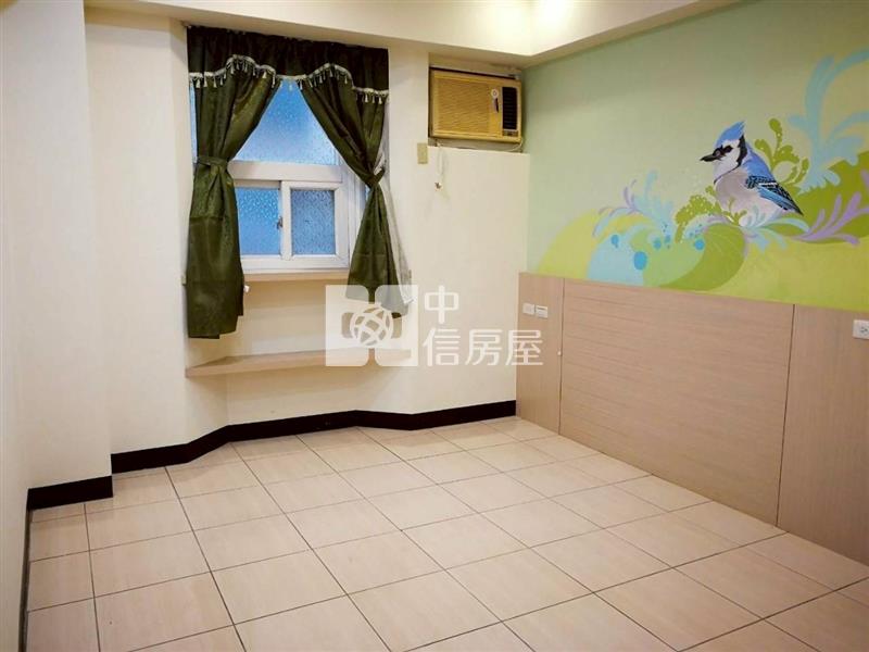 國家區景觀三房車房屋室內格局與周邊環境