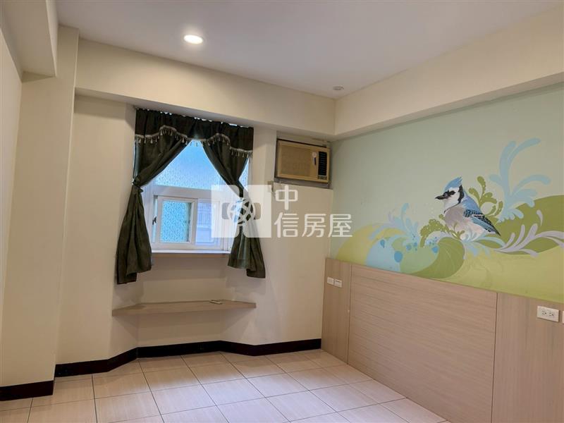 國家區景觀三房車房屋室內格局與周邊環境