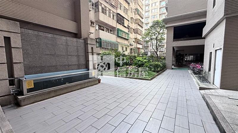 鑫聖中信-南勢重劃區美麗殿雙套房房屋室內格局與周邊環境