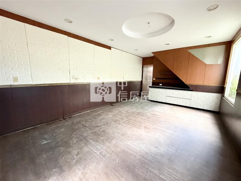 一中商圈黃金地段|邊間2樓透天|翻新危老首選房屋室內格局與周邊環境