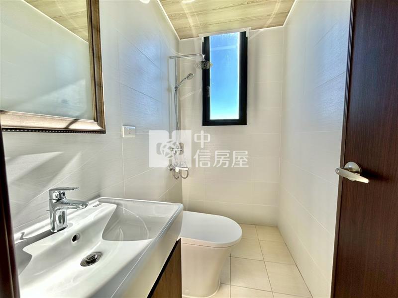 南科最愛台江文化中心全新三大房平車房屋室內格局與周邊環境