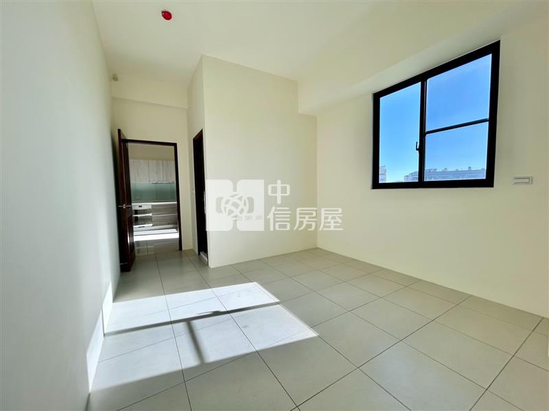 南科最愛台江文化中心全新三大房平車房屋室內格局與周邊環境