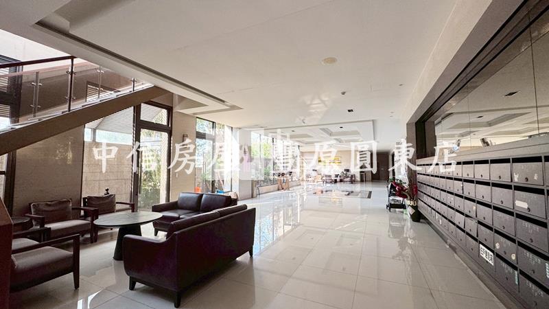 市中心星光房屋室內格局與周邊環境