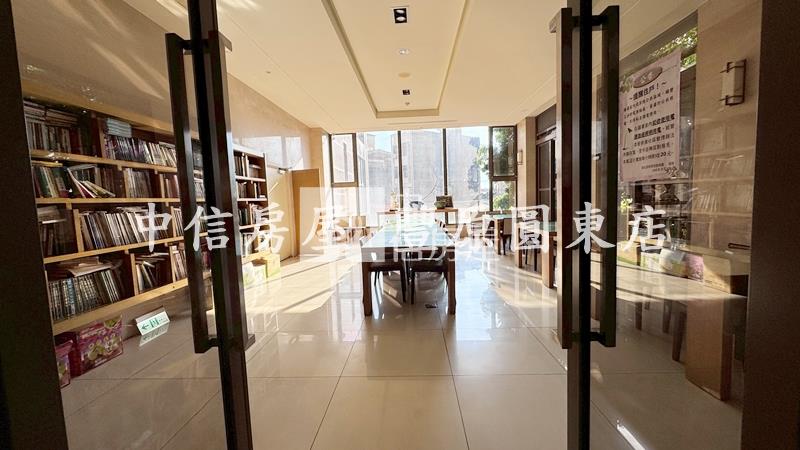 市中心星光房屋室內格局與周邊環境