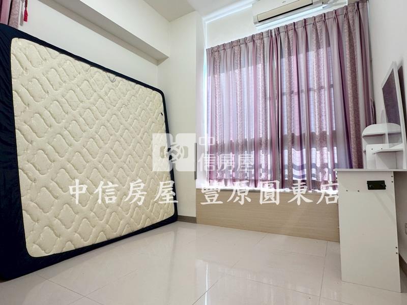 市中心星光房屋室內格局與周邊環境