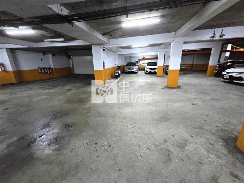 (專)桃園市大業路社區型花園車位別墅房屋室內格局與周邊環境