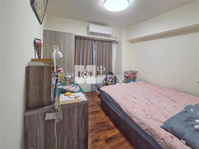 仁美學區大面寬金店(專任)房屋室內格局與周邊環境