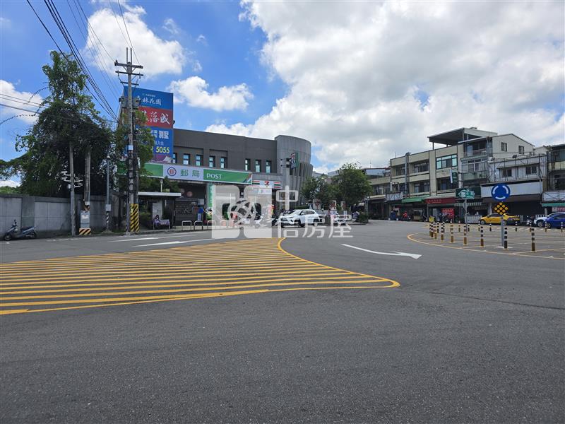 新社大南國小平坦農地房屋室內格局與周邊環境