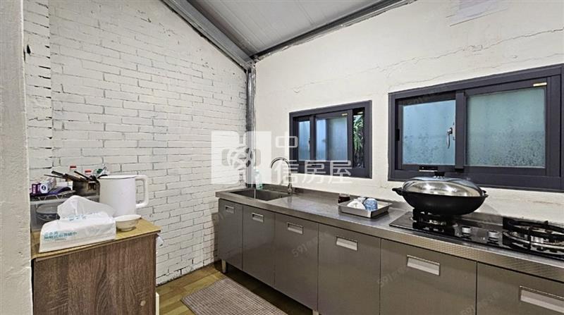 新社高中旁獨棟觀景美屋房屋室內格局與周邊環境