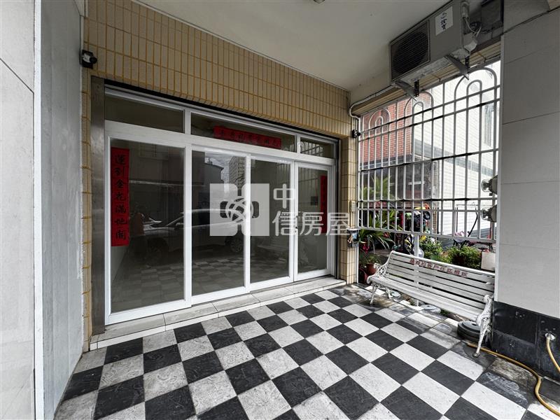楠梓翻新美店住房屋室內格局與周邊環境