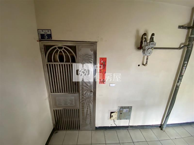 新平國小美四房房屋室內格局與周邊環境