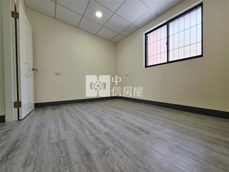 太平中山商圈大地坪前院停車美屋房屋室內格局與周邊環境