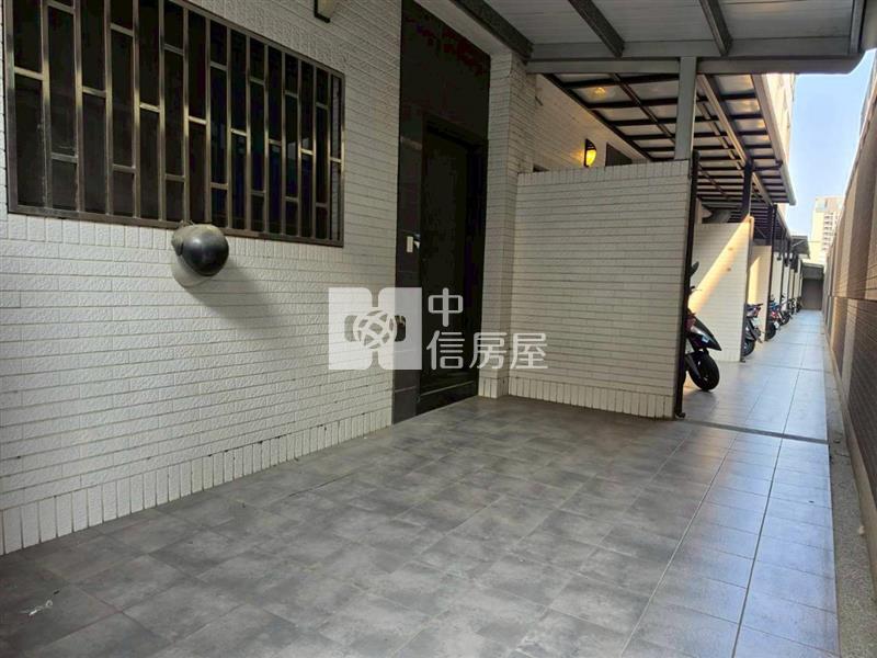 善化南科臨20路七套房角窗金店面房屋室內格局與周邊環境