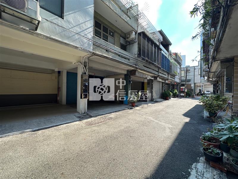 成功商圈大地坪透天房屋室內格局與周邊環境