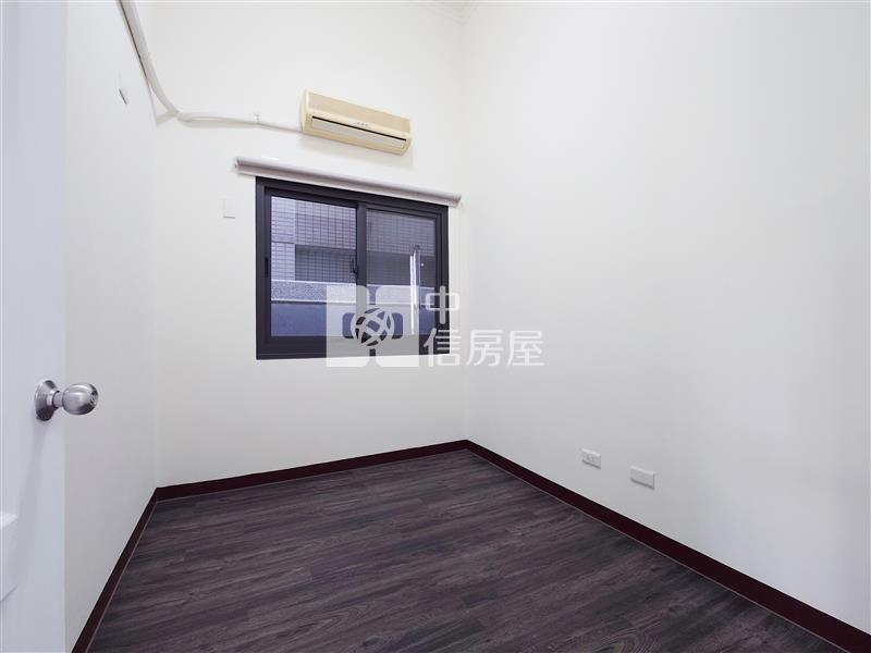 我愛龍邦三房平車房屋室內格局與周邊環境