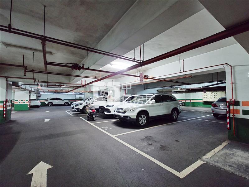 我愛龍邦三房平車房屋室內格局與周邊環境