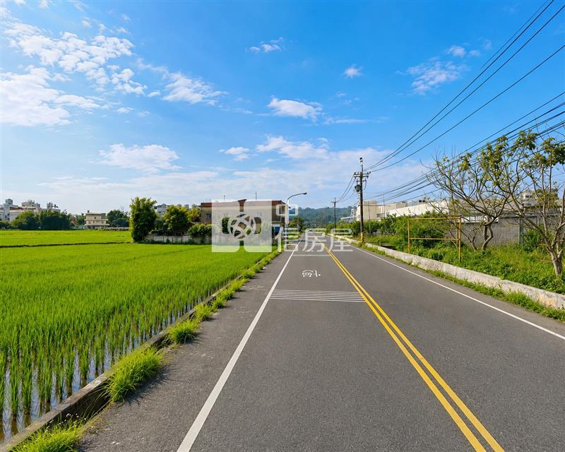新豐鄉大面寬臨路美農地房屋室內格局與周邊環境