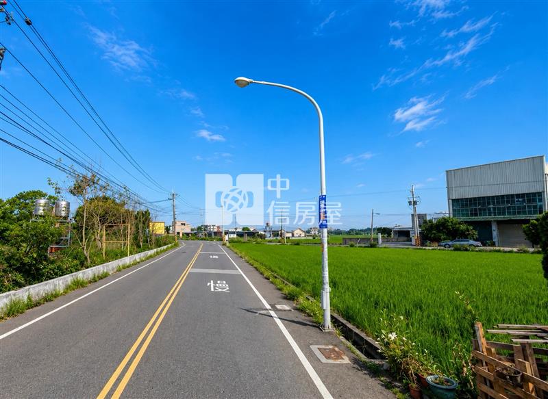 新豐鄉大面寬臨路美農地房屋室內格局與周邊環境
