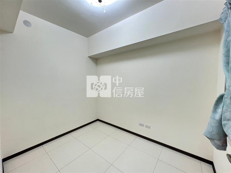【安家】專任-中路璟都巴黎雙衛浴2+1房雙車位房屋室內格局與周邊環境