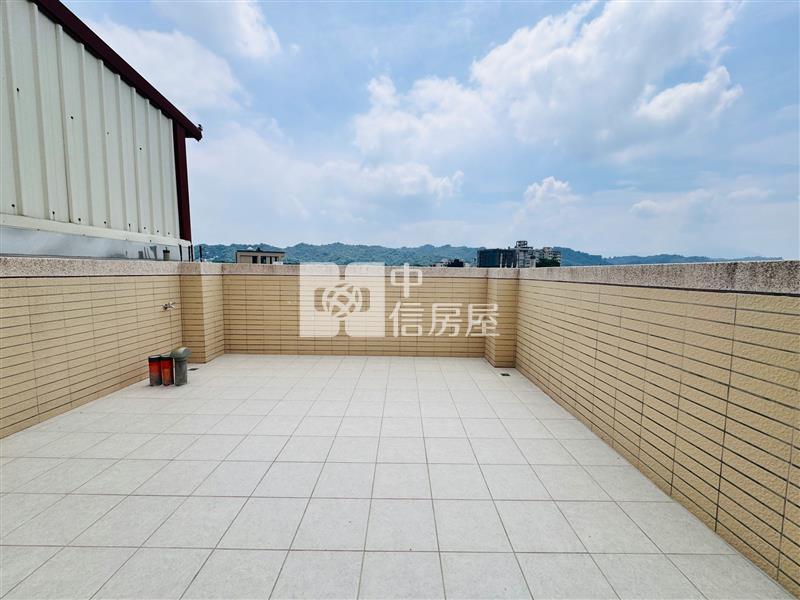 中興雙學區四套房全新墅房屋室內格局與周邊環境