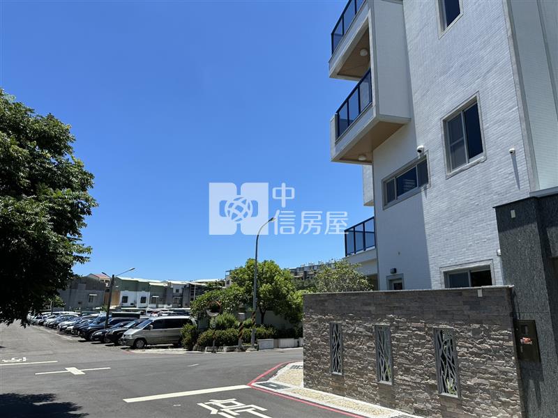 永成路三段全新車墅房屋室內格局與周邊環境