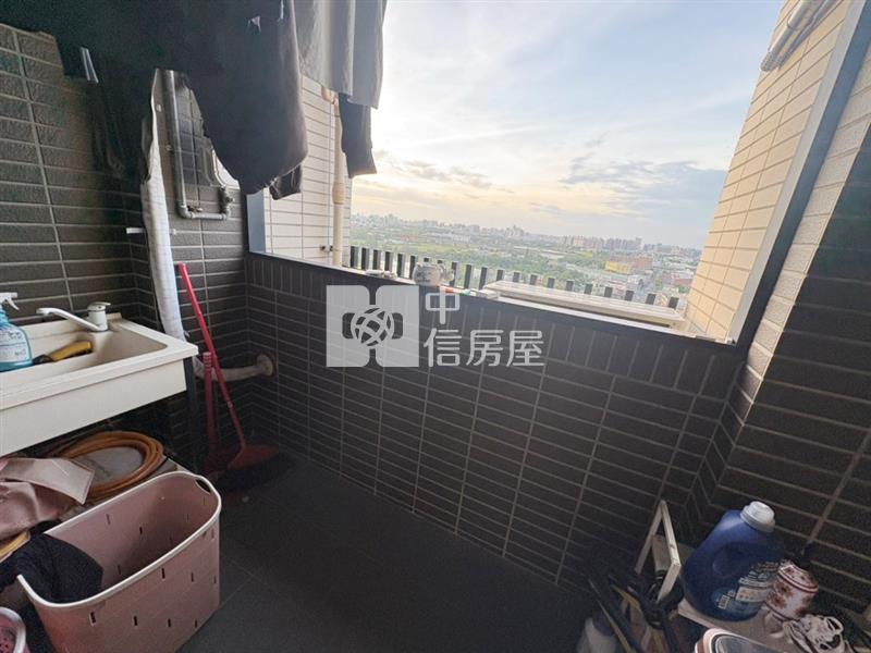 南勢中豐路精美2房車雙衛浴房屋室內格局與周邊環境