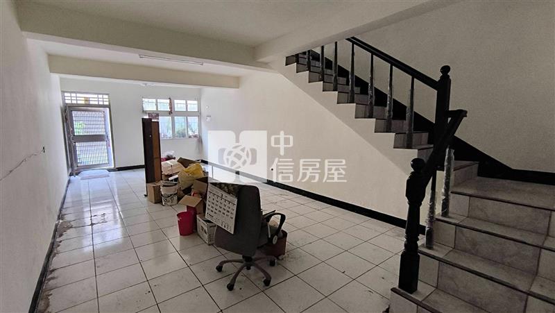 芳苑草湖俗透天房屋室內格局與周邊環境