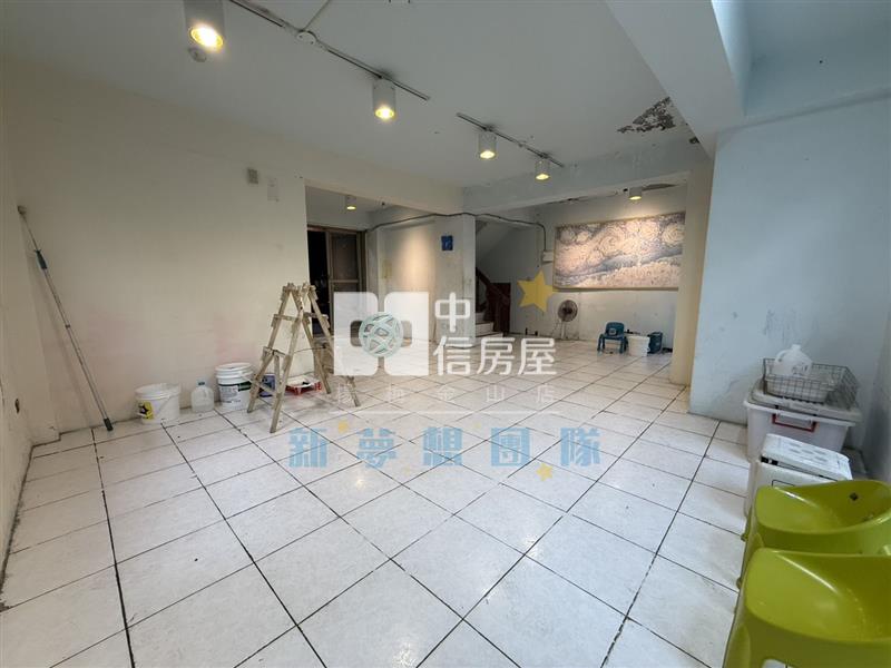 【新夢想】投資首選🏠幼獅交流道旁邊間別墅🏠龍家天下房屋室內格局與周邊環境