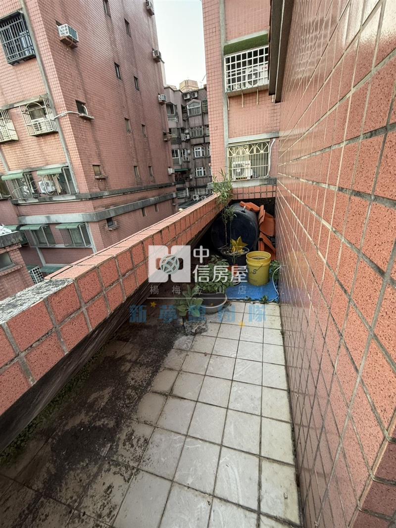 【新夢想】投資首選🏠幼獅交流道旁邊間別墅🏠龍家天下房屋室內格局與周邊環境