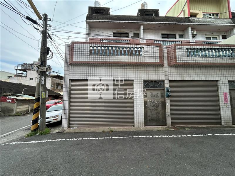 斗六保竹邊間大地坪別墅房屋室內格局與周邊環境