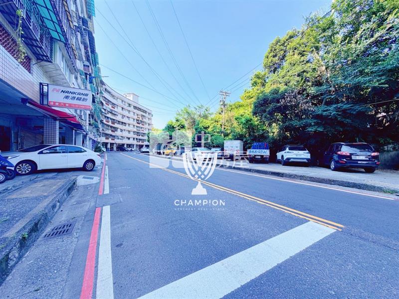 【冠軍商仲】62旁黃金店辦房屋室內格局與周邊環境