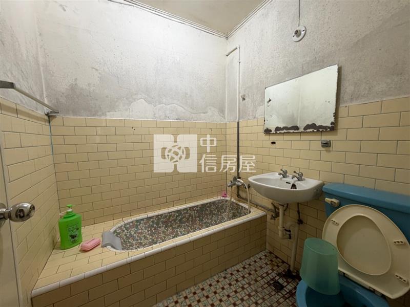 楊梅前站大地坪透店(前後有路)房屋室內格局與周邊環境
