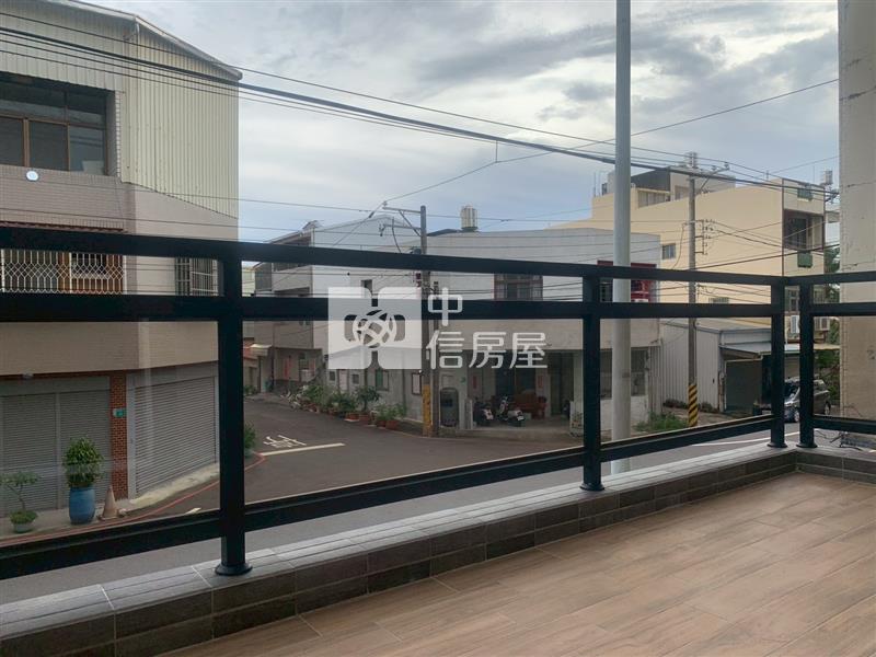 仁德大面寬邊間店商住房屋室內格局與周邊環境