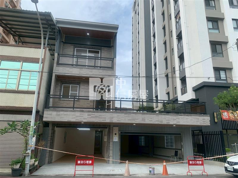 仁德大面寬邊間店商住房屋室內格局與周邊環境
