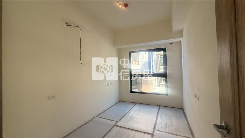 後站羅馬傳家寶裝潢2房車位華廈2B房屋室內格局與周邊環境