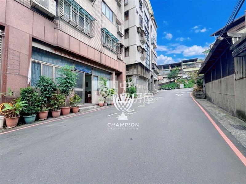 【冠軍商仲】寧靜街精美店住房屋室內格局與周邊環境