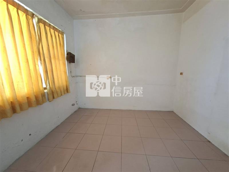 近興達港低總價透天房屋室內格局與周邊環境