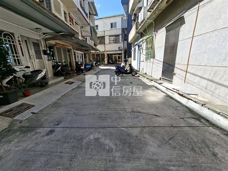 近興達港低總價透天房屋室內格局與周邊環境