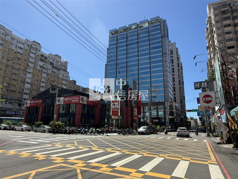西屯逢甲商圈小倆口精美套房(專任)房屋室內格局與周邊環境