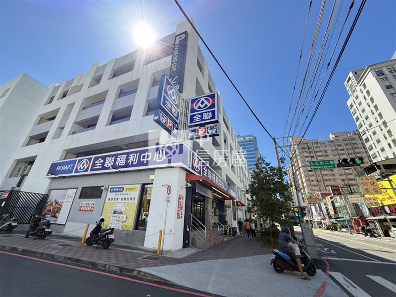 西屯逢甲商圈小倆口精美套房(專任)房屋室內格局與周邊環境