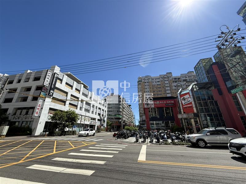 西屯逢甲商圈小倆口精美套房(專任)房屋室內格局與周邊環境