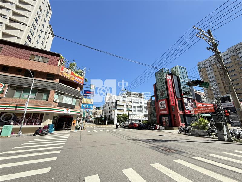 西屯逢甲商圈小倆口精美套房(專任)房屋室內格局與周邊環境
